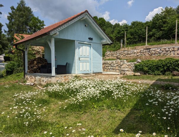 Wood shed